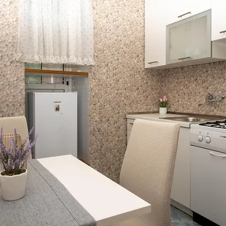 Ivona Guest house