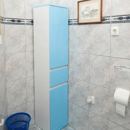 Guest house Ivona 3*